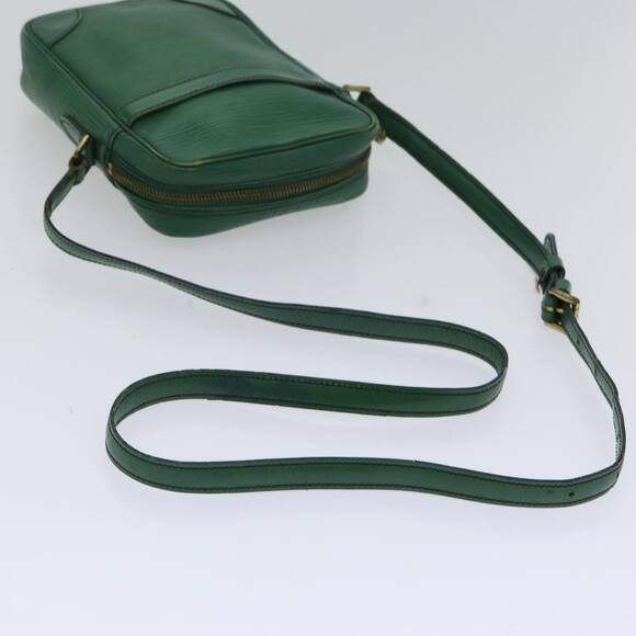 LOUIS VUITTON Epi Danube Shoulder Bag Green M45634 - Picture 7 of 16